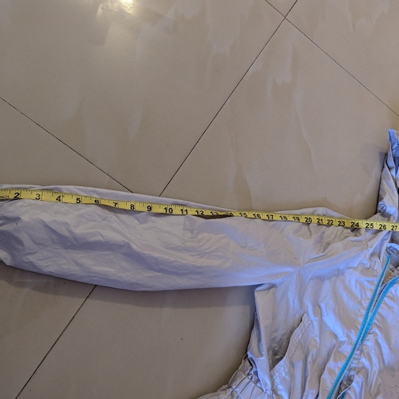 Michael Kors Silky Light Weight Wind Breaker Silver Jacket Teen  Size 14 - Picture 12 of 16